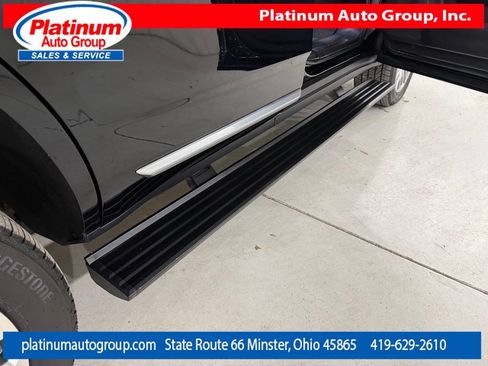 Used 2021 GMC Yukon Denali w/ Denali Premium Package AWD/4WD image 63