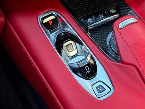 Used 2022 Chevrolet Corvette Stingray Premium Conv w/ Z51 Performance Package image 18