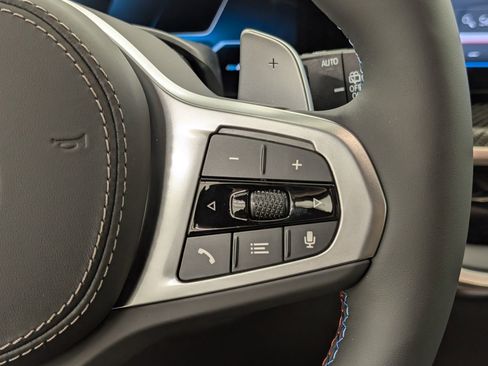 New 2026 BMW X5 M60i image 23