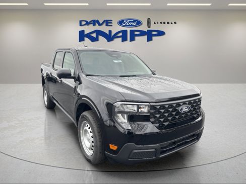 New 2025 Ford Maverick XL w/ Equipment Group 101A AWD/4WD image 2
