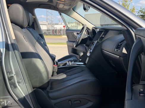 Used 2017 INFINITI QX70 AWD w/ Premium Package image 20