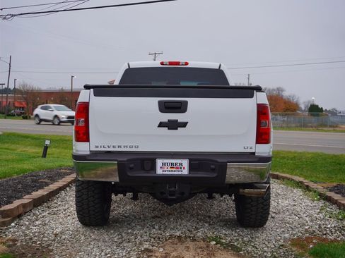 Used 2014 Chevrolet Silverado 2500 LTZ image 6