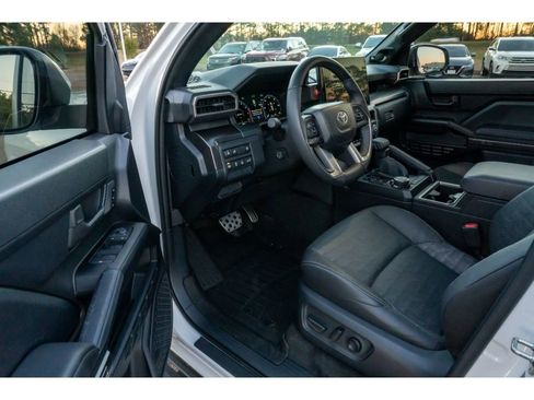 Used 2025 Toyota 4Runner TRD Sport Premium image 10