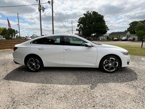 Used 2024 Chevrolet Malibu LT image 27