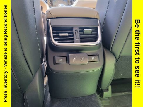 Used 2022 Subaru Outback Limited XT AWD/4WD image 34