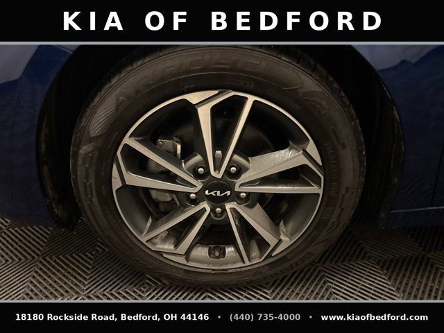 Certified 2022 Kia Forte LXS FWD image 28