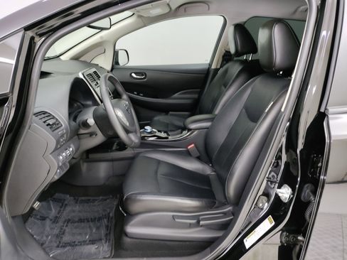 Used 2015 Nissan Leaf SL w/ Premium Package image 14