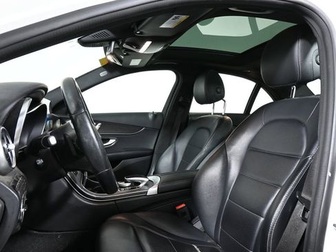 Used 2019 Mercedes-Benz C 300 C 300 image 5