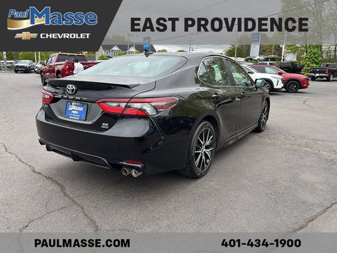 Used 2024 Toyota Camry SE w/ Cold Weather Package AWD/4WD image 7