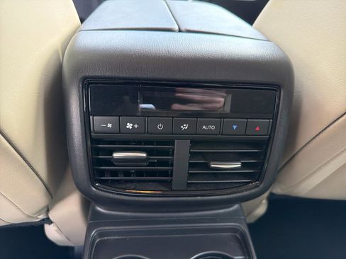 Used 2023 MAZDA CX-9 Touring image 25