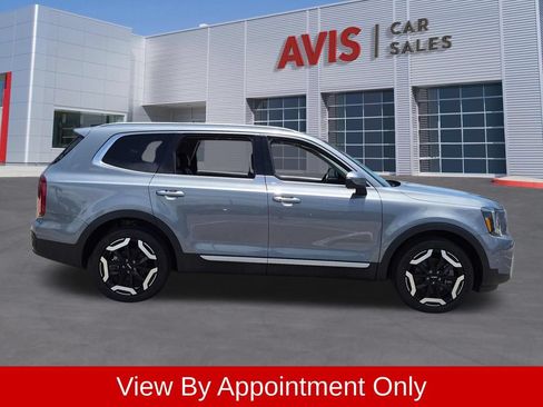 Used 2025 Kia Telluride S FWD image 5