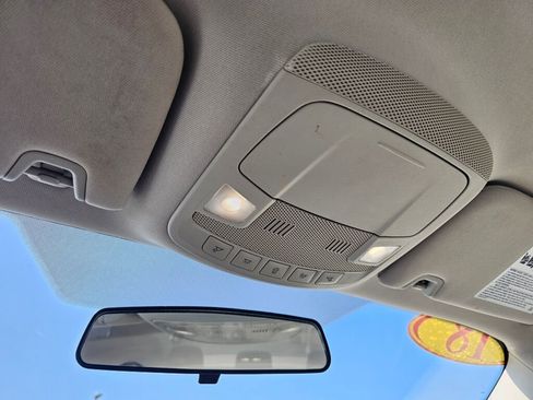 Used 2018 Ford Fusion SE image 27