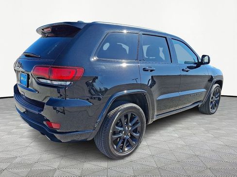 Used 2020 Jeep Grand Cherokee Altitude image 7