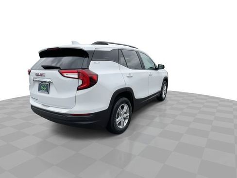 Certified 2023 GMC Terrain SLE w/ Driver Convenience Package FWD image 8
