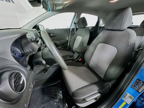Used 2019 Hyundai Kona SE FWD image 23