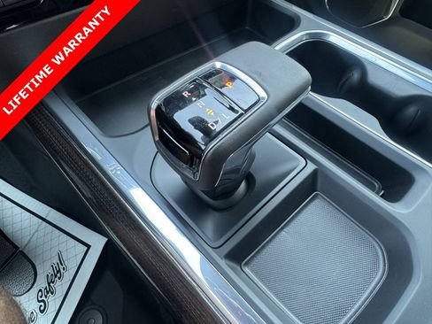 Used 2024 Chevrolet Silverado 1500 LT Trail Boss w/ LT Trail Boss Premium Package image 25