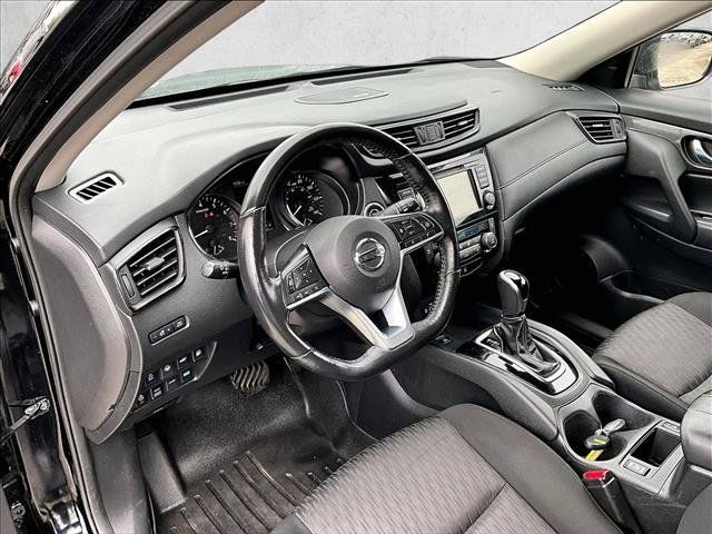 Used 2019 Nissan Rogue SV w/ Sun & Sound Touring Package AWD/4WD image 14