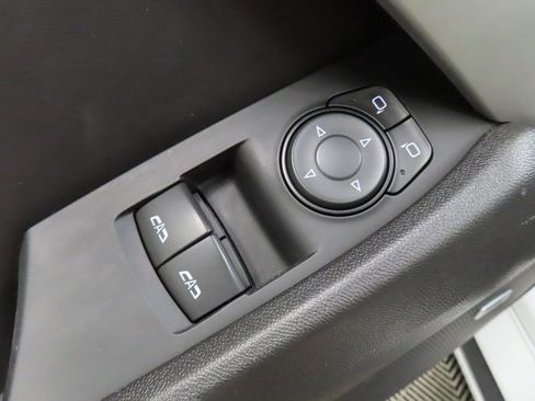 Used 2018 Chevrolet Camaro LT RWD image 51