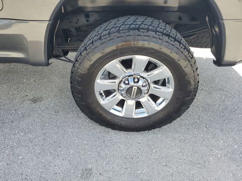 Used 2019 Ford F250 Platinum w/ Platinum Ultimate Package image 19