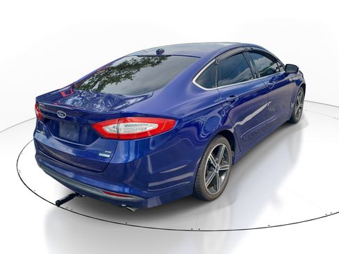 Used 2013 Ford Fusion SE FWD image 9