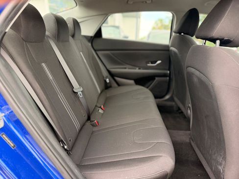Used 2023 Hyundai Elantra SEL FWD image 16