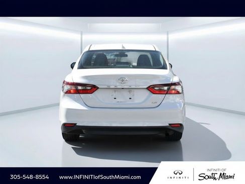 Used 2023 Toyota Camry LE image 5