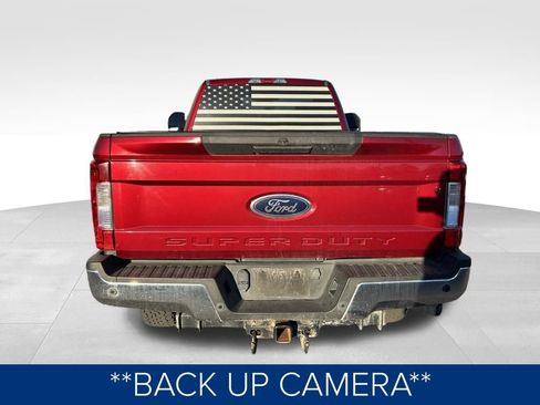 Used 2019 Ford F250 XLT w/ XLT Value Package image 3