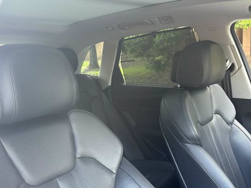Used 2018 Audi Q5 Prestige w/ Prestige Package AWD/4WD image 10