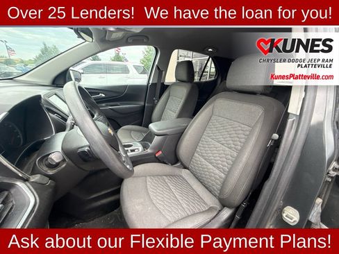 Used 2018 Chevrolet Equinox LT FWD image 11