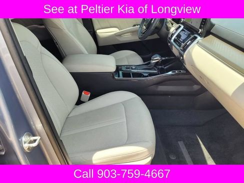 Used 2023 Kia Sorento SX AWD/4WD image 10