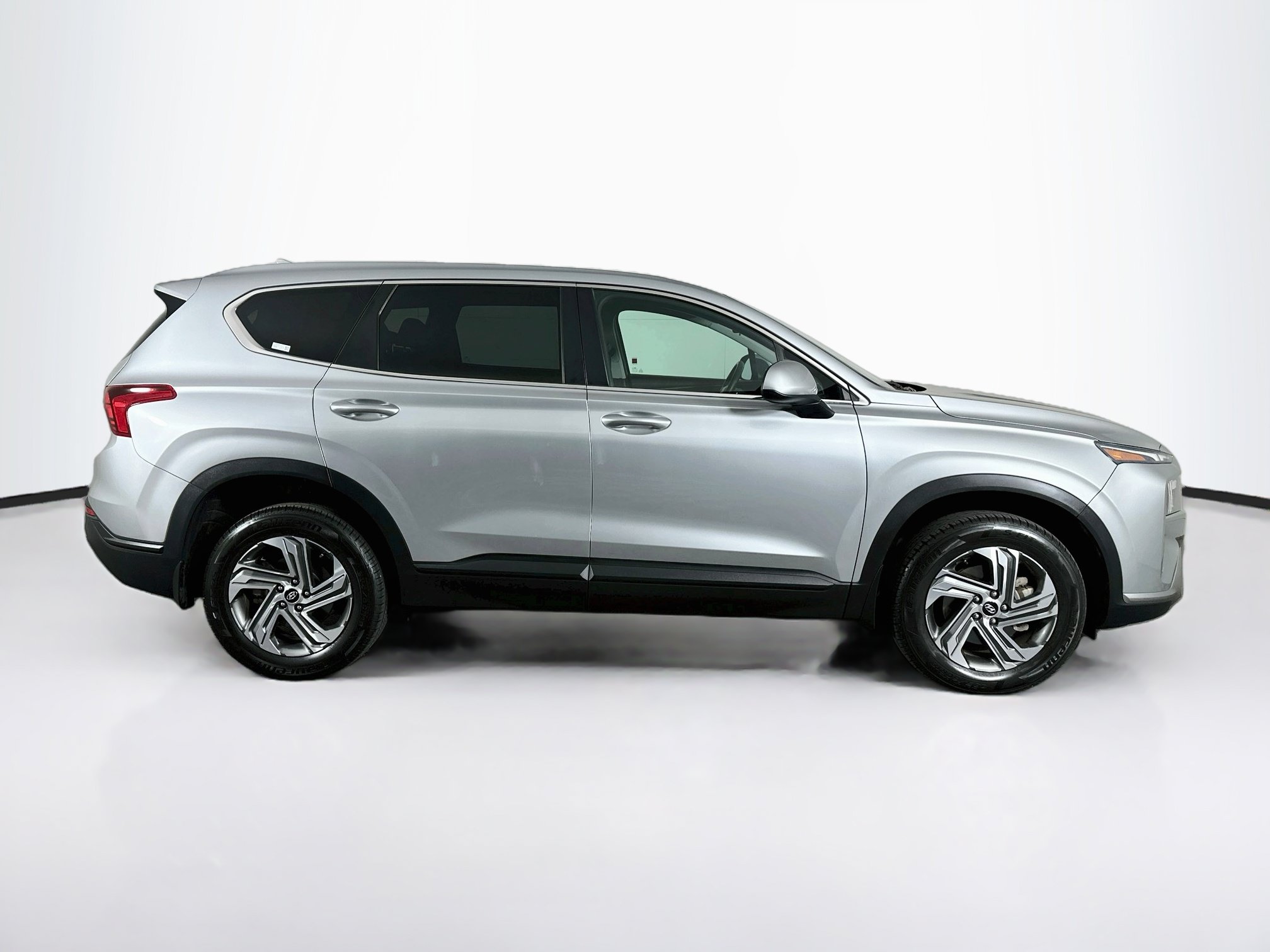 Used 2023 Hyundai Santa Fe SE AWD/4WD image 10