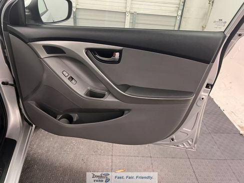 Used 2013 Hyundai Elantra GLS FWD image 35