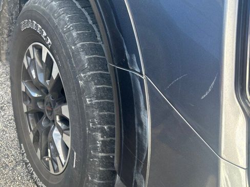 Used 2021 Nissan Titan PRO-4X w/ Pro-4x Utility Package image 7