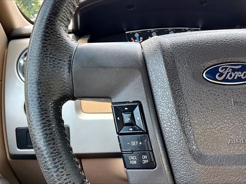 Used 2014 Ford F150 Lariat w/ Equipment Group 502A Luxury RWD image 21