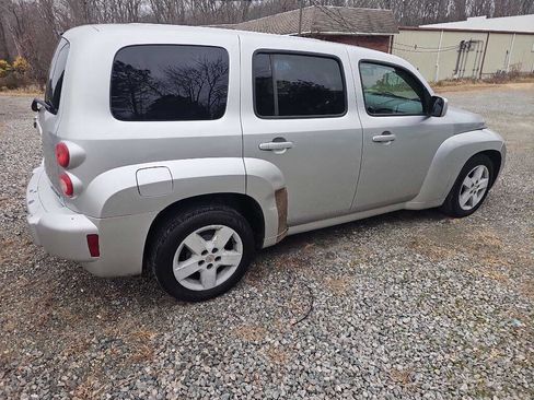 Used 2011 Chevrolet HHR LT image 6