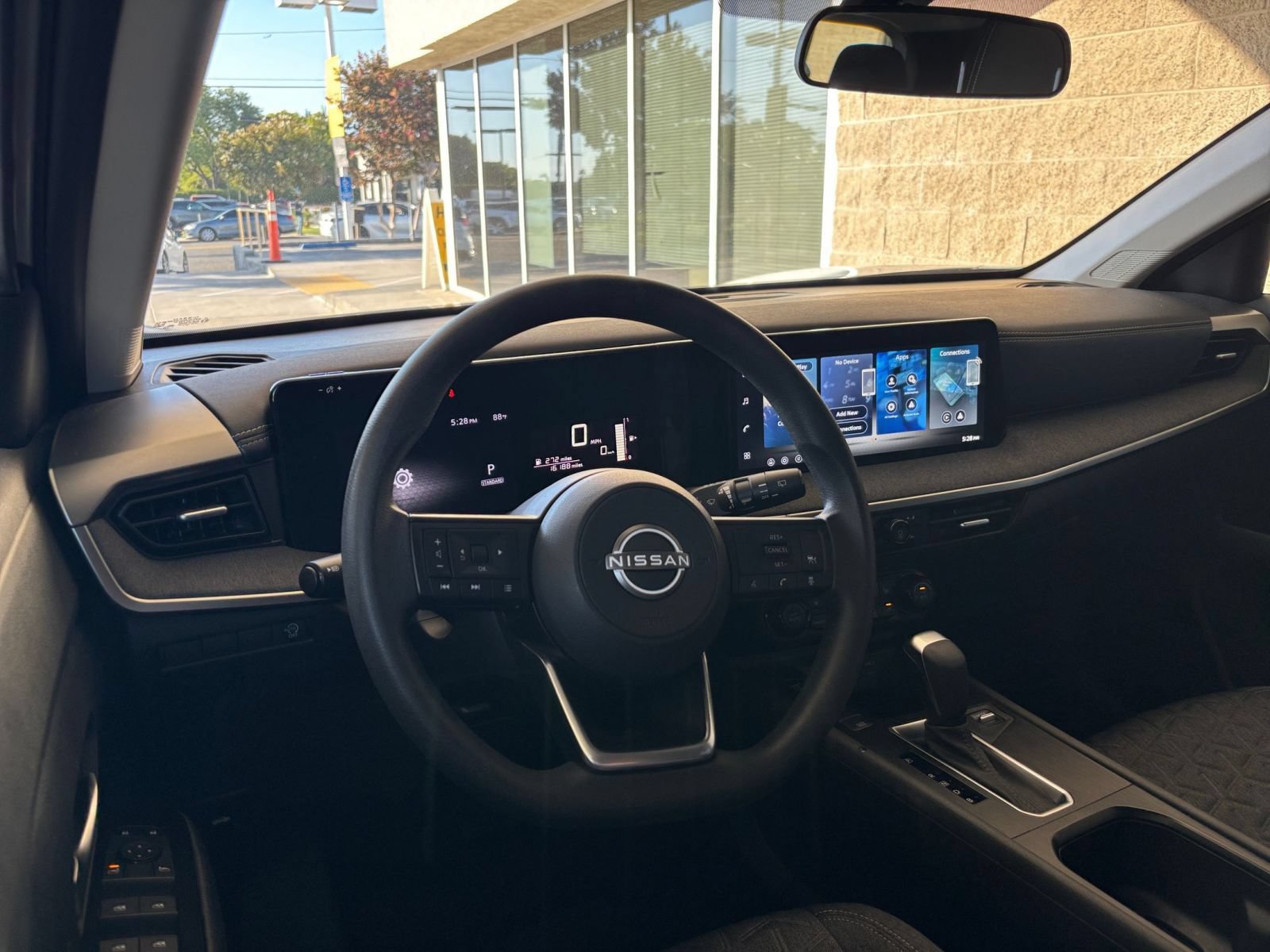 Used 2026 Nissan Kicks SV w/ Cold Weather Package FWD image 32