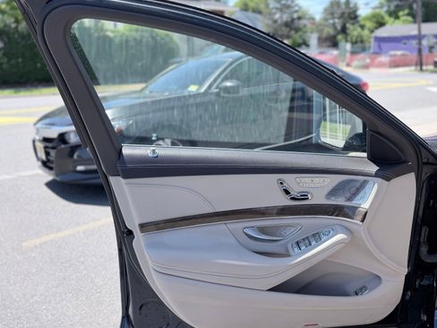 Used 2015 Mercedes-Benz S 550 4MATIC Sedan image 17