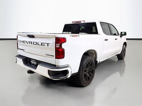 Used 2023 Chevrolet Silverado 1500 Custom w/ LPO, Dark Essentials Package AWD/4WD image 9
