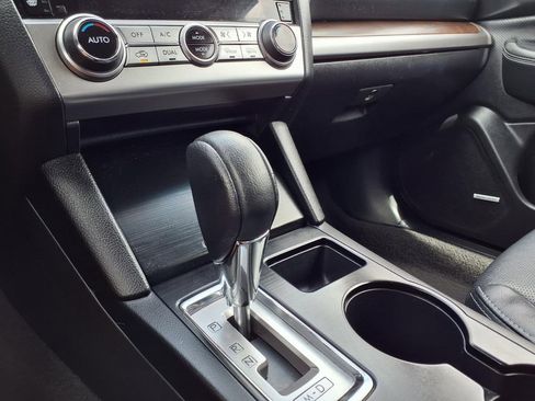 Used 2017 Subaru Outback 2.5i Limited image 27