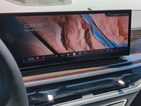 Certified 2024 BMW X5 xDrive40i w/ Premium Package AWD/4WD image 29