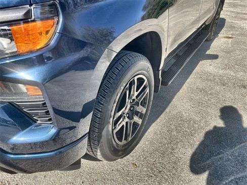 Used 2022 Chevrolet Silverado 1500 Custom image 32