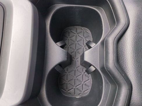 Used 2019 Toyota RAV4 XLE w/ All Weather Liner Package AWD/4WD image 41
