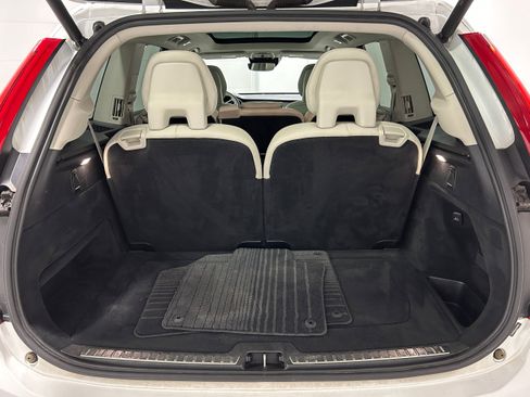 Used 2018 Volvo XC90 T6 Momentum w/ Convenience Package AWD/4WD image 35