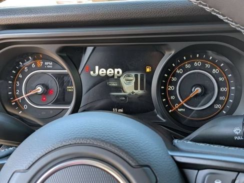 New 2026 Jeep Gladiator Sport AWD/4WD image 19