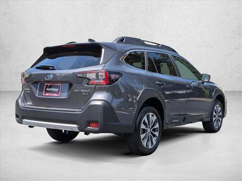 Used 2025 Subaru Outback Limited XT AWD/4WD image 5