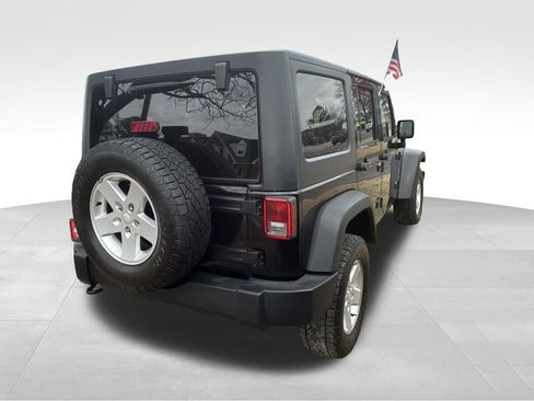 Used 2017 Jeep Wrangler Unlimited Sport w/ Quick Order Package 24S AWD/4WD image 23