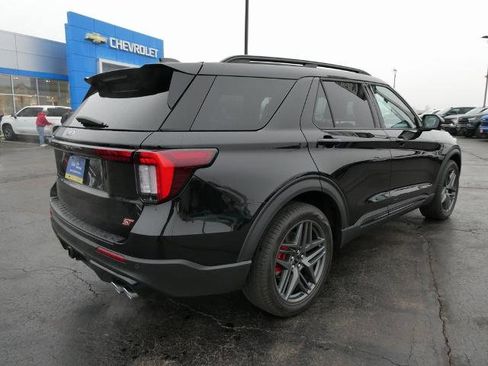 Certified 2025 Ford Explorer ST w/ Sun And Sound Package image 5