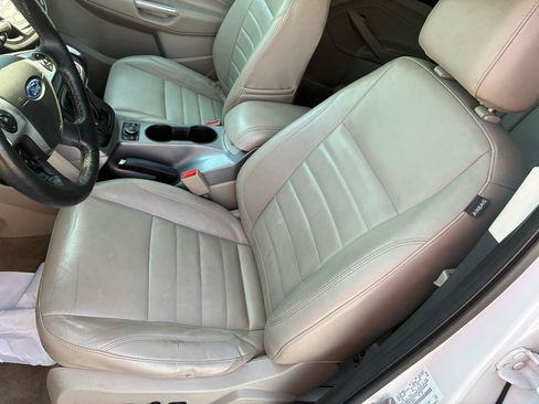 Used 2014 Ford Escape SE w/ Equipment Group 201A FWD image 10