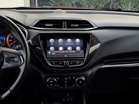 Used 2021 Chevrolet TrailBlazer RS w/ Technology Package image 23