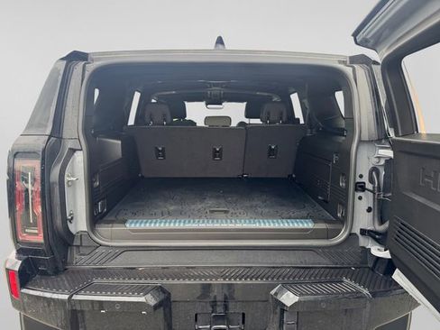 New 2025 GMC Hummer EV 2X w/ LPO, Sport Package image 5